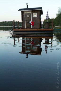 Alex Wünsch Naturfotografie Nordkarelien Finnland schwimmende Sauna See
